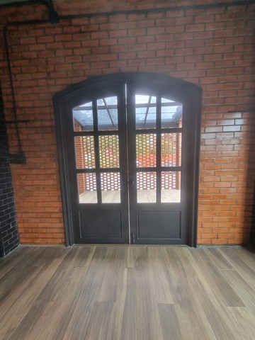 S2459 ขายอาคารพาณิชย์ 2 ชั้น ซอยรามคำแหง 118  ใกล้โรงเรียนนานาชาติแอสคอต