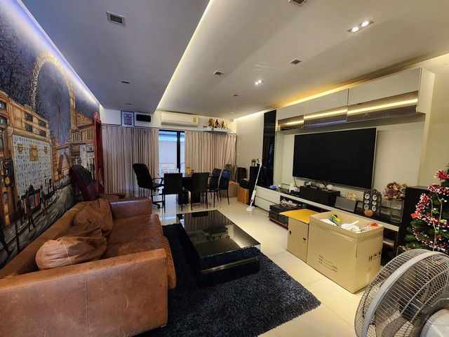 S2454 ขายทาวน์โฮม 3 ชั้น โครงการโนเบิล คิวบ์ พัฒนาการ ย่านพัฒนาการ