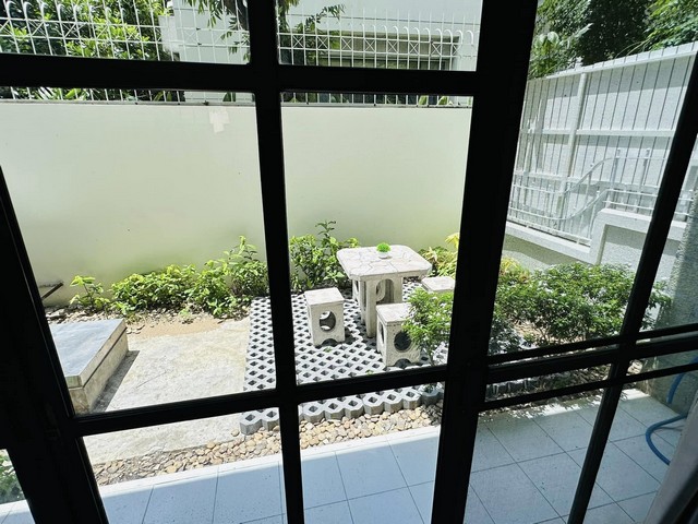 S2451 ให้เช่าทาวน์โฮม 4 ชั้น โครงการชิชาคาสเซิล ซอยสุขุมวิท 31 ใกล้มศว