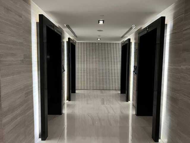 ให้เช่าพื้นที่สำนักงาน 99 ตรม. และ 103 ตรม. อาคาร เมเจอร์ ทาวเวอร์ ทองหล่อ ใกล้ BTS ทองหล่อ 