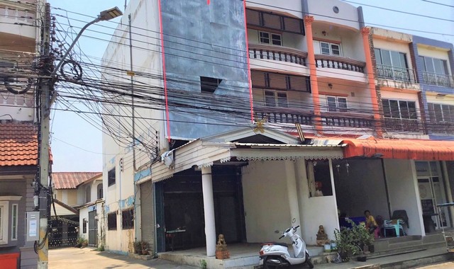 ขายอาคารพาณิชย์   อำเภอเมืองนครราชสีมา  นครราชสีมา (PKK04-05859)