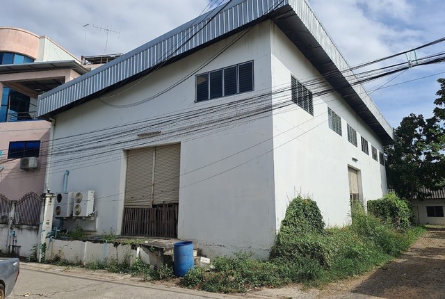 ขายอาคารพาณิชย์   อำเภอเมืองนครราชสีมา  นครราชสีมา (PKK04-05850)