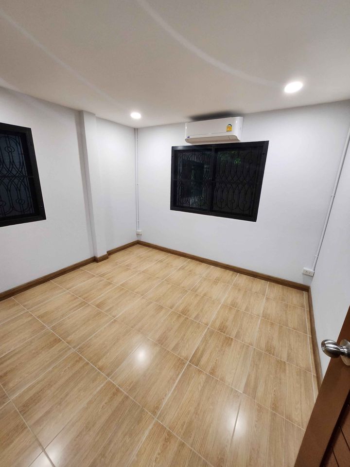 CH875-BH-RE ให้เช่าบ้านเดี่ยวสุขุมวิท 60/1 ขนาด 3 นอน 3 ที่จอดรถ พร้อมอยู่