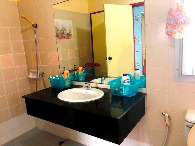 บ้าน ศุภาลัยบุรี คลอง 4 1 ไร่ 2 Ngan 99 SQ.WA 3 BR 3 Bathroom ใกล้ ใกล้ถนนลำลูกกา ถนนรังสิต-นครนายก และทางด่วนโทลเวย์ ใกล้โลตัสคลอง 4 โรงพยาบาลเอกปทุม ห้างฟิวเจอร์พาร์ครังสิต มหาวิทยาลัยกรุงเทพ ทำเลดี ราคา งามๆ