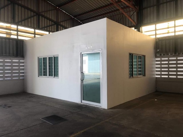 ให้เช่าโกดัง โรงงานพร้อมสำนักงาน 1566 ตรม บนพื้นที่ 368 ตรว. ย่านบางคูวัด ปทุมธานี