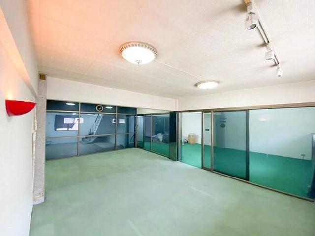 ขายอาคารพาณิชย์2คูหา4.5ชั้น ทำเลแฮปปี้แลนด์บางกะปิ MRTบางกะปิ