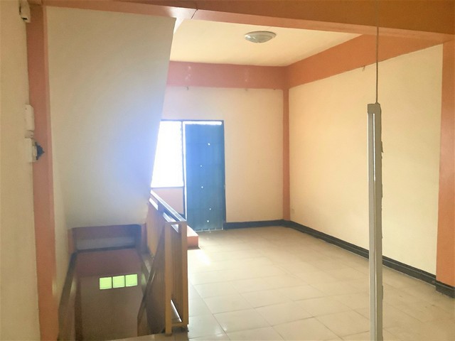 ขายอาคารพาณิชย์   อำเภอเมืองนครราชสีมา  นครราชสีมา (PKK04-04784)