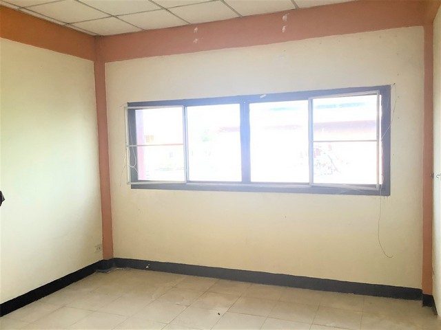 ขายอาคารพาณิชย์   อำเภอเมืองนครราชสีมา  นครราชสีมา (PKK04-04784)