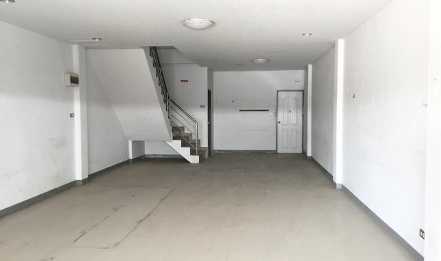 ขายอาคารพาณิชย์   อำเภอเมืองนครราชสีมา  นครราชสีมา (PKK04-04725)