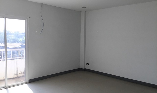 ขายอาคารพาณิชย์   อำเภอเมืองนครราชสีมา  นครราชสีมา (PKK04-04725)