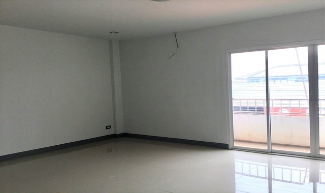 ขายอาคารพาณิชย์   อำเภอเมืองนครราชสีมา  นครราชสีมา (PKK04-04634)