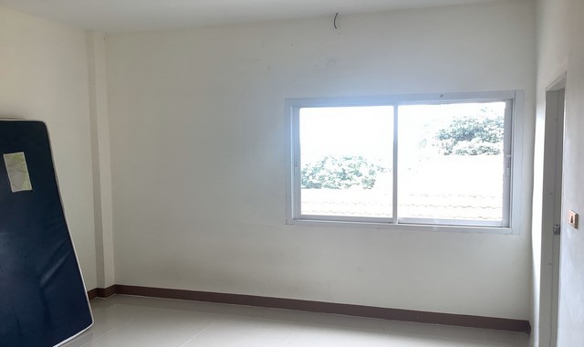ขายทาวน์เฮ้าส์  หมู่บ้านสุรนารีวิลล์ 4  นครราชสีมา (PKK03-05262)