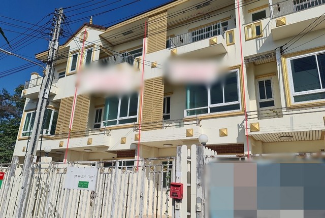 ขายทาวน์เฮ้าส์  หมู่บ้านสุรนารายณ์ ทาวน์โฮม นครราชสีมา (PKK03-04291)