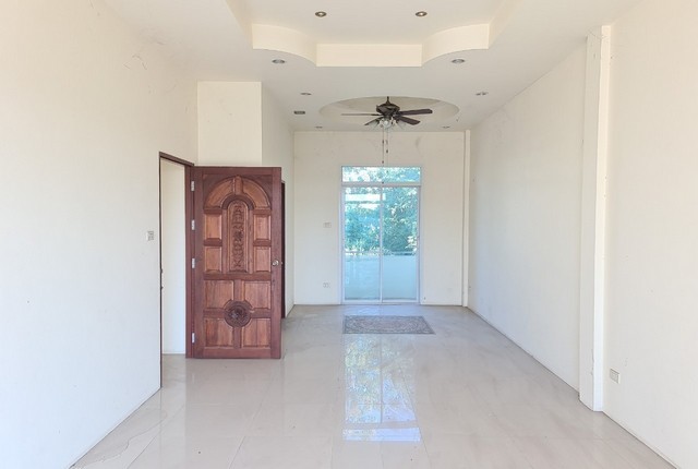 ขายทาวน์เฮ้าส์  หมู่บ้านสุรนารายณ์ ทาวน์โฮม นครราชสีมา (PKK03-04291)