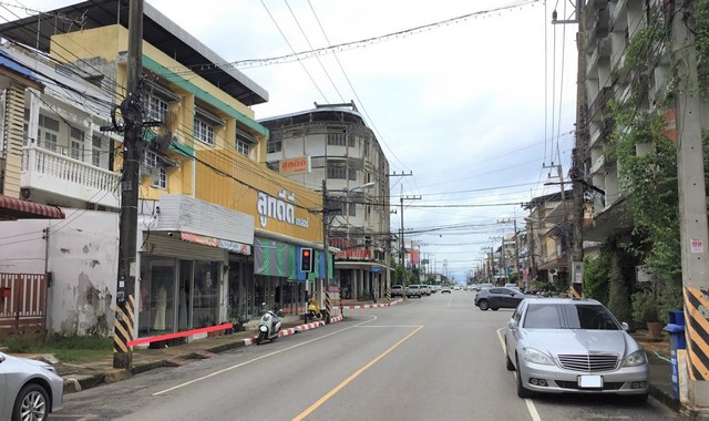 ขายอาคารพาณิชย์  อำเภอเมืองสกลนคร สกลนคร (PKK04-05745)