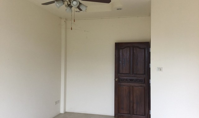 ขายทาวน์เฮ้าส์  หมู่บ้านสุรนารายณ์ ทาวน์โฮม นครราชสีมา (PKK03-14043)