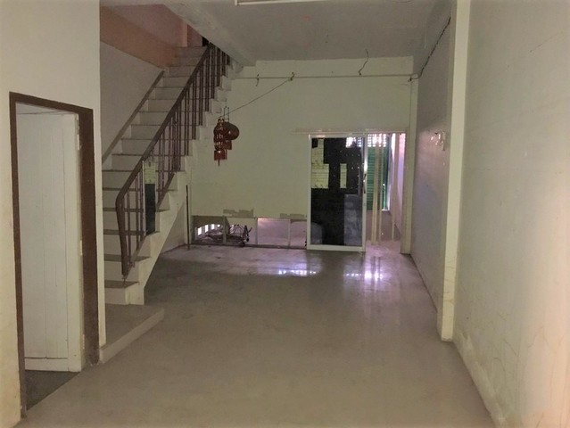 ขายอาคารพาณิชย์  อำเภอเมืองสกลนคร สกลนคร (PKK04-05481)