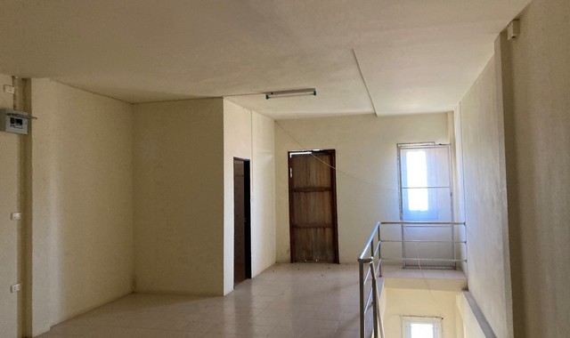 ขายอาคารพาณิชย์ใกล้ มินิบิ๊กซี บ้านปลายแหลม อำเภอเกาะสมุย จังหวัดสุราษฎร์ธานี PKK04-05822