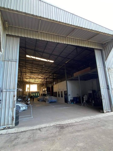 ให้เช่าอาคารโชว์รูม 2 ชั้นขนาด 1000 ตรม ตกแต่งสวยงาม ถนนประเสริฐนูกิจ แขวงคลองกุ่ม เขตบึ่งกุ่ม  กทม