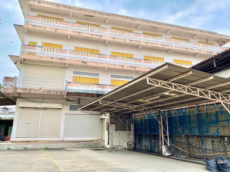 BST531 ให้เช่าโรงงานทอผ้า สามารถทำเป็นการ์เม้นท์ครบวงจรได้เลย มีใบรง.4  มีลิฟทุกชั้น พระรามที่ 2 บางมด