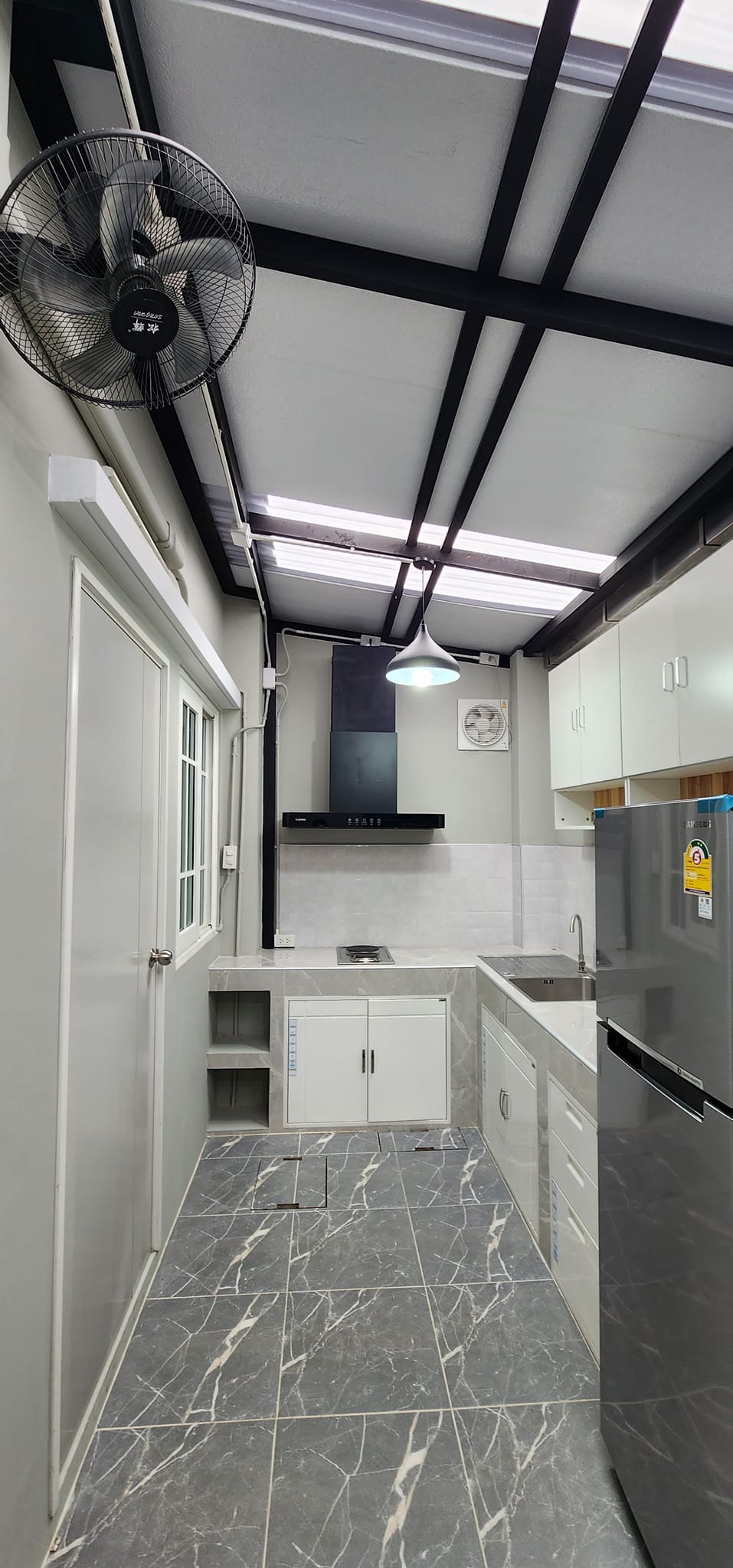 BH2485 ให้เช่าทาวน์โฮม 2ชั้น หลังริม โกลเด้นทาวน์ ศิริราช-ราชพฤกษ์ เฟอร์นิเจอร์ เครื่องใช้ไฟฟ้าครบใกล้ MRT แยกไฟฉาย
