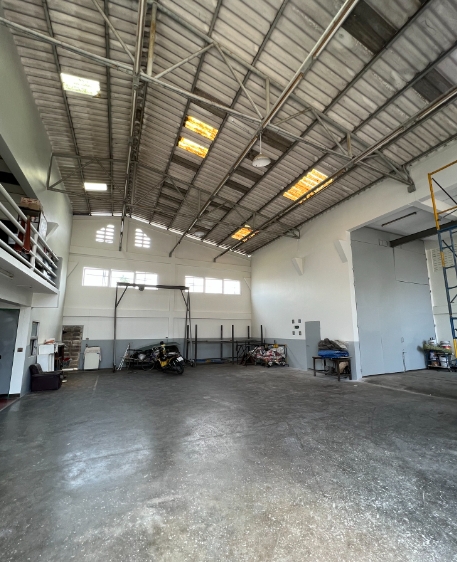  ให้เช่าพื้นที่โกดัง 360 ตรม  ซอย สุขสวัสดิ์64 พระประแดง สมุทรปราการ