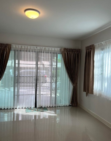 ขายทาวน์โฮม บ้านกลางเมืองรามอินทรา-วัชรพล (แปลงมุม) สายไหม มี 3 นอน 3 น้ำ 
