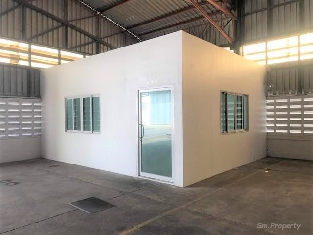 Sm534  ให้เช่าโกดัง โรงงานพร้อมสำนักงาน 1,500  ตารางเมตร  ย่านบางคูวัด ปทุมธานี