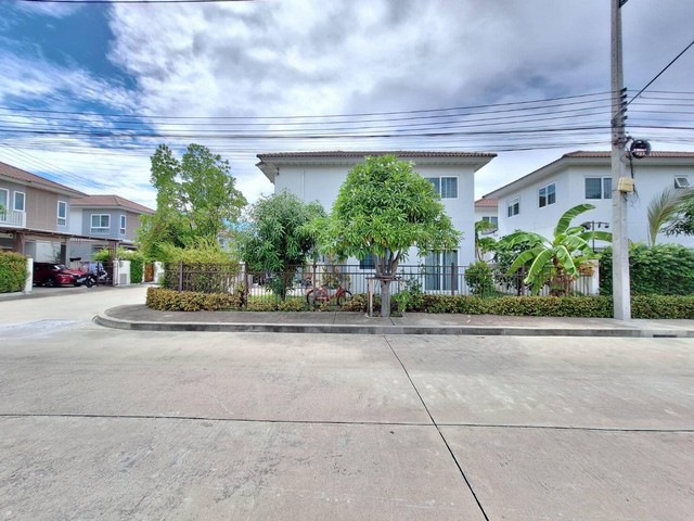 ขายบ้านแฝด สไตล์บ้านเดี่ยว  มบ. ศุภาลัย พรีโม่ บางแสน