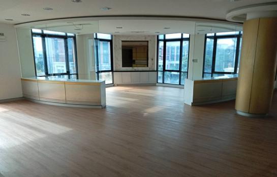 EPL-HR2748 ให้เช่าโฮมออฟฟิศ 4 ชั้น ใกล้เซ็นทรัล บางนา บ้านกลางกรุง ออฟฟิศ พาร์ค บางนา-ตราด กม. 2  พื้นที่ใช้อย560ตารางเมตร 