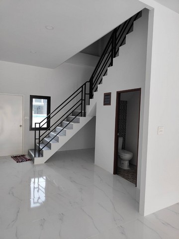 ขายอาคารพาณิชย์สร้างใหม่ใจกลางเมืองมาบตาพุต ทำเลค้าขายดีมาก 