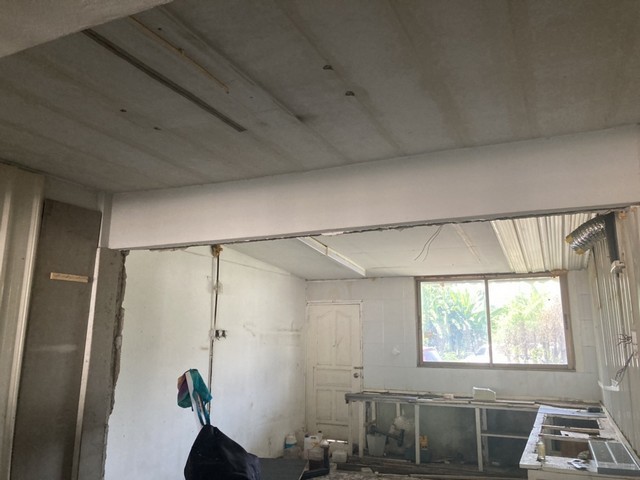  ให้เช่าอาคารพาณิชย์ 3 คูหา ทะลุกัน ติดถนนลาดปลาเค้า เหมาะทำคลินิก สตูดิโอ คาเฟ่ ร้านเสริมความงาม