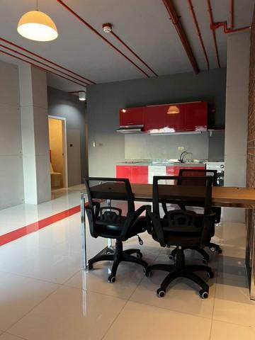 ให้เช่าพื้นที่สำนักงาน 50 ตรม. ซอยเอกมัย 22 ตึก APAI LoFT เหมาะกับพนักงาน 4-5 คน