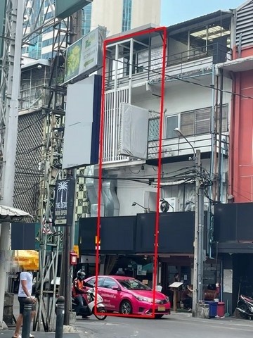 POR3341 ขายตึกแถว หน้าปากซอยสุขุมวิท ทำเลเหมาะซื้อทำธุรกิจ ใกล้Terminal21