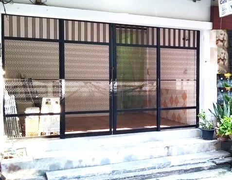 ให้เช่าตึกแถว 4 ชั้น ซอย 18 ถ.ประดิพัทธ์  ใกล้ BTS สะพานควาย