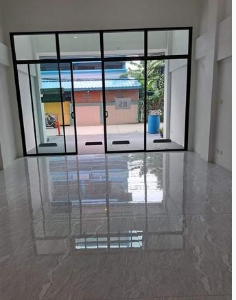  ให้เช่าอาคาร 3.5 ชั้น ลาดพร้าว 101 บางกะปิ พื้นที่ 308 ตรม สร้างใหม่ เหมาะอาศัย ทำสำนักงาน 