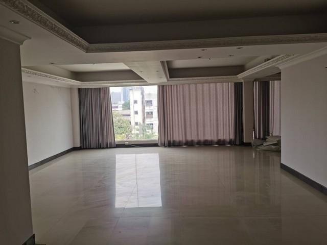 C3806 ให้เช่าและขายอาคาร 5 ชั้น พื้นที่ 1,650 ตรม. ริมถนนประดิษฐ์มนูธรรม สะพานเอกมัยเหนือ ใกล้เลียบด่วน เอกมัย ทองหล่อ