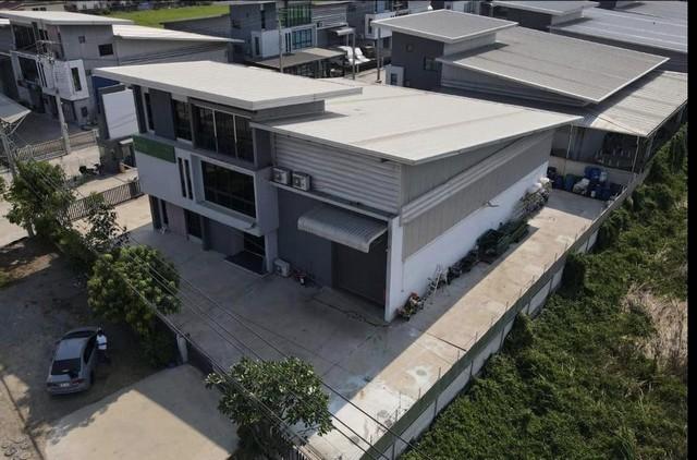 C3794 ให้เช่าโกดังพร้อมออฟฟิศ 3 ชั้น พื้นที่ประมาณ 650 ตรม. ลำลูกกา คลอง 9 ปทุมธานี