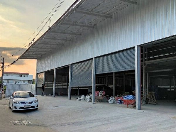 ให้เช่าโกดังคลังสินค้าพร้อมออฟฟิศ 1,184 ตรม ลาดพร้าว 101 โพธิ์แก้ว 3 รถคอนเทนเนอร์เข้าได้ เข้าออกหลายเส้นทาง ใกล้เลียบด่วน 