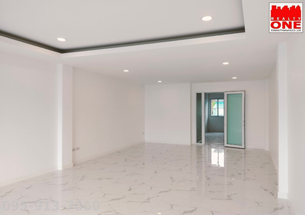 ขาย โฮมออฟฟิศ โครงการ Emblazon เสรีไทย 43 ถ.เสรีไทย แขวงคลองกุ่ม เขตบึงกุ่ม กรุงเทพฯ