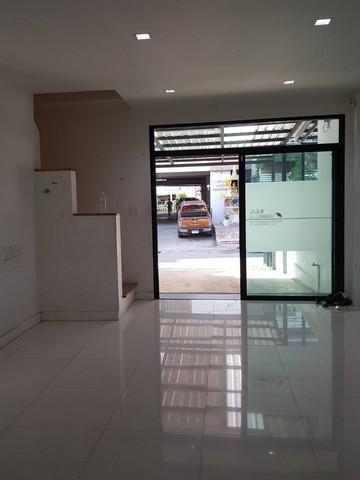 EPL-HR2758 ให้เช่าทาวน์โฮม 3 ชั้น นาคนิวาส 24 ลาดพร้าว โครงการCozy Town Home ลาดพร้าว71 ขนาด 25 ตรว. 3 ห้องนอน 3 ห้องน้ำ แอร์ 4 ตัว