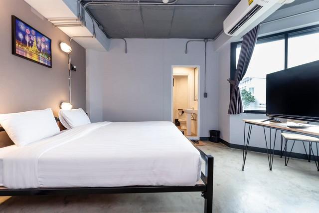 ขายโรงแรมกึ่งเซอร์วิส อพาร์ตเมนต์ 8 ชั้น 20 ห้อง พร้อมออฟฟิศปล่อยเช่า ใกล้ MRT หัวลำโพง 400 เมตร ใกล้จามจุรีสแควร์,