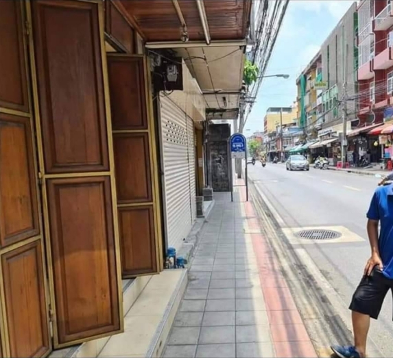 CH886-OS-RE ให้เช่า, ขายอาคารพาณิชย์ ประชาสุข อินทามระ 57 ขนาด 4 ชั้น