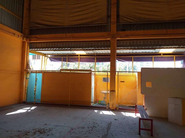 รหัสC5860 ให้เช่าโกดัง พื้นที่ประมาณ 1,000 ตารางเมตร ถนนสุขุมวิทซอย50 ใกล้ท่าเรือคลองเตย ใกล้BTS อ่อนนุช