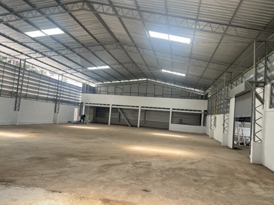 ให้เช่าโกดังให้เช่าโรงงานอยู่ถนนเพชรเกษมซอย81เขตหนองแขม กรุงเทพ ขนาดที่ดิน 395 ตรว. 