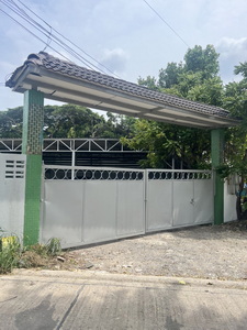 ให้เช่าโกดังให้เช่าโรงงานอยู่ถนนเพชรเกษมซอย81เขตหนองแขม กรุงเทพ ขนาดที่ดิน 395 ตรว. 