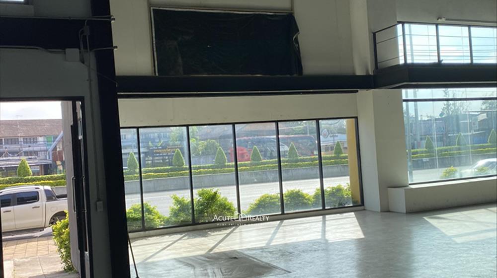 ให้เช่าอาคารโชว์รูม 2 ชั้น ติดถนนใหญ่เกษตรนวมินทร์ เหมาะทำร้านอาหาร สำนักงาน 