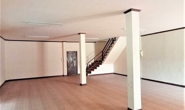 ขายอาคารพาณิชย์    อำเภอบัวเชด  สุรินทร์ (PKK04-05063)