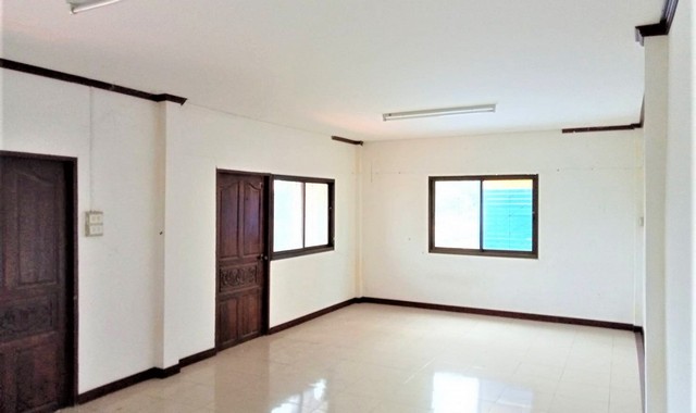 ขายอาคารพาณิชย์    อำเภอบัวเชด  สุรินทร์ (PKK04-04902)