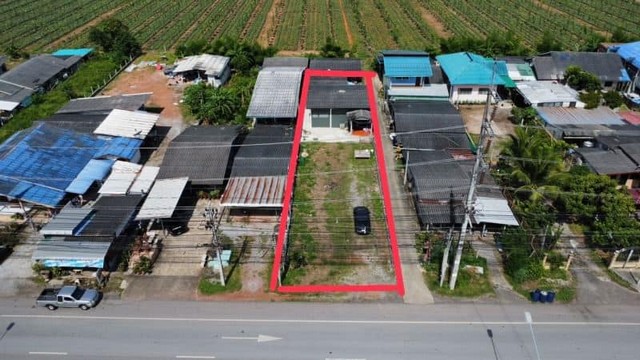  ด่วนๆ ขายที่ดินพร้อมบ้านติดสุขุมวิท 112 ตรว.เขตห้วยยาง อ.แกลง จ.ระยอง
